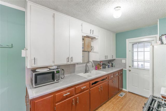 229 Burk Drive, Del City, OK 73115