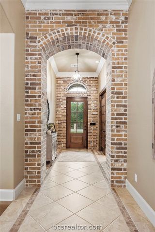18310 Cantle Court, College Station, TX 77845