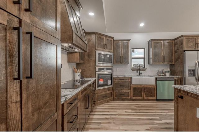 1033 Lonesome Dove Drive, Groveton, TX 75845