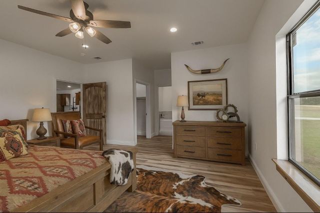 1033 Lonesome Dove Drive, Groveton, TX 75845