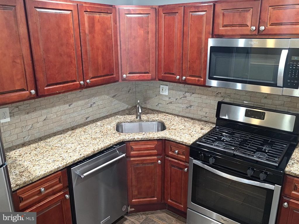 9412 FAIRGREEN LN, PHILADELPHIA, PA 19114 — photo 4