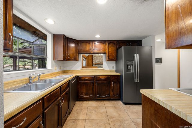 8327 Shallow Creek, San Antonio, TX 78251