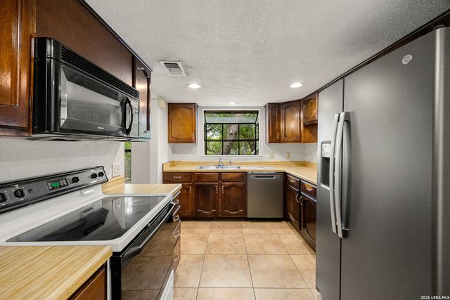 8327 Shallow Creek, San Antonio, TX 78251
