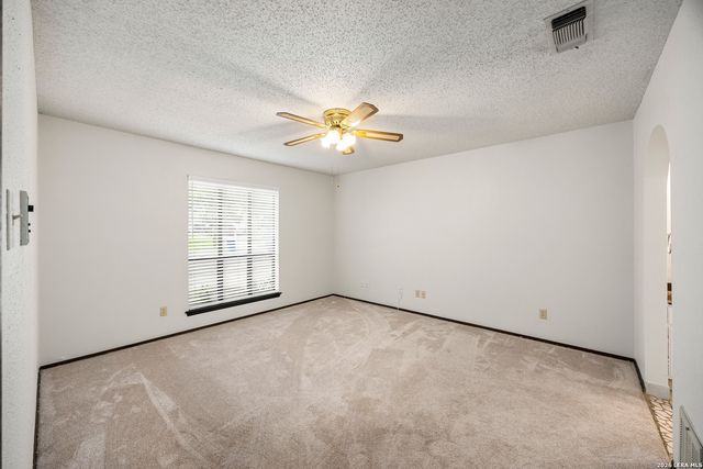 8327 Shallow Creek, San Antonio, TX 78251