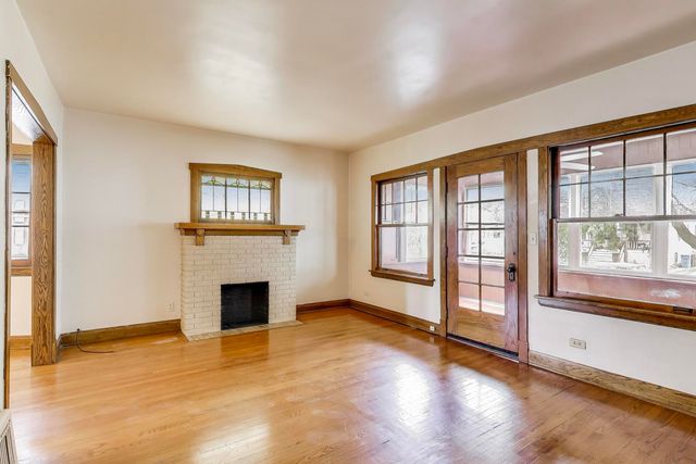 4735 N Kilbourn Avenue, Chicago, IL 60630