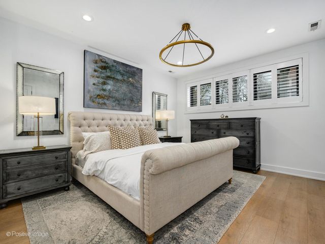 2622 N Racine Avenue 1, Chicago, IL 60614