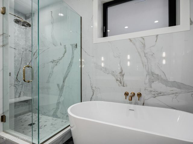 2622 N Racine Avenue 1, Chicago, IL 60614