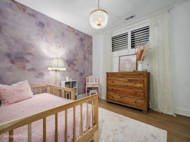 2622 N Racine Avenue 1, Chicago, IL 60614