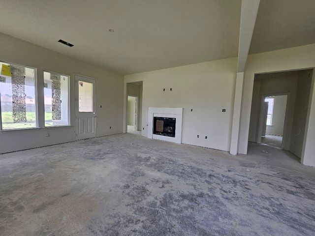 901 Silverleaf Drive, Ennis, TX 75119