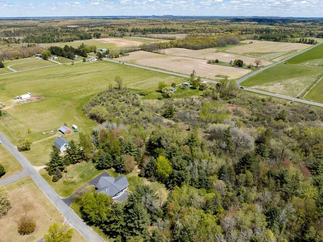 N5190 Treganza Drive, New Lisbon, WI 53950