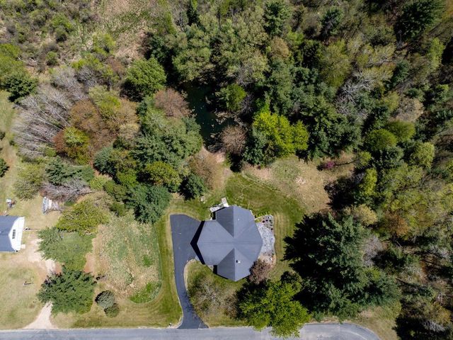 N5190 Treganza Drive, New Lisbon, WI 53950