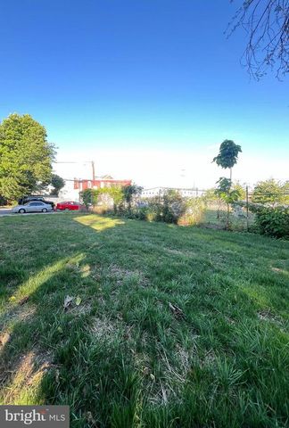 206 PUSEY ST, Chester, PA 19013