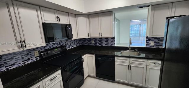 1020 NW 80th Ave 203, Margate, FL 33063
