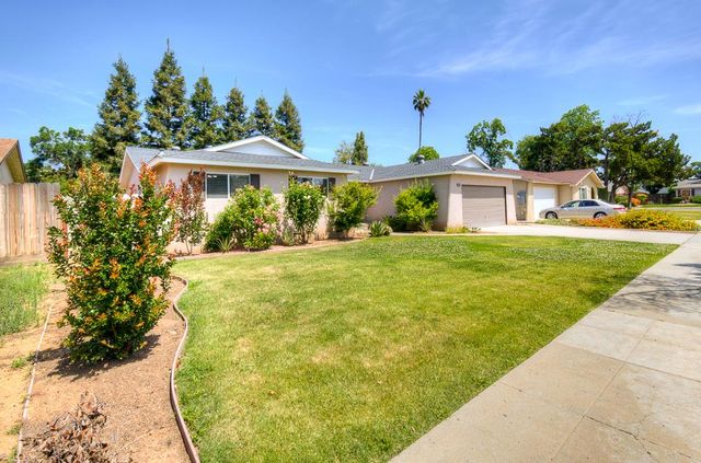 3152 W Morris Avenue, Fresno, CA 93711