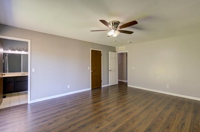 3152 W Morris Avenue, Fresno, CA 93711