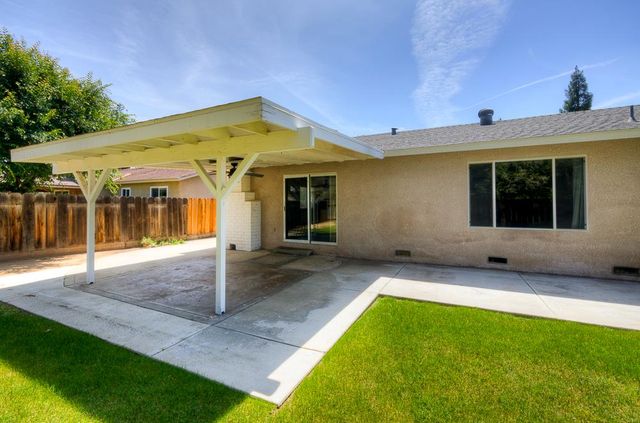 3152 W Morris Avenue, Fresno, CA 93711