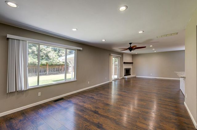 3152 W Morris Avenue, Fresno, CA 93711