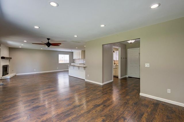 3152 W Morris Avenue, Fresno, CA 93711