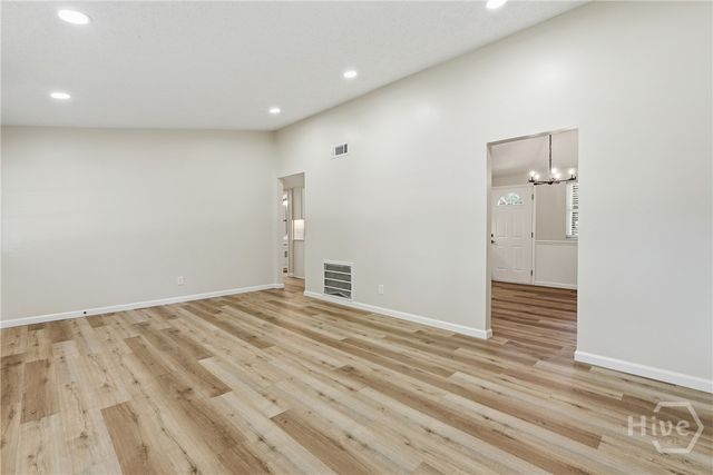 318 Briarcliff Circle, Savannah, GA 31419