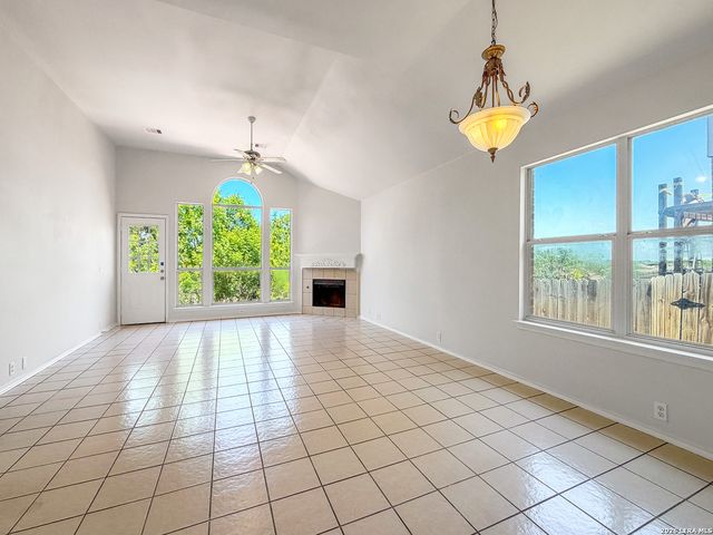 21607 Rio Comal, San Antonio, TX 78259
