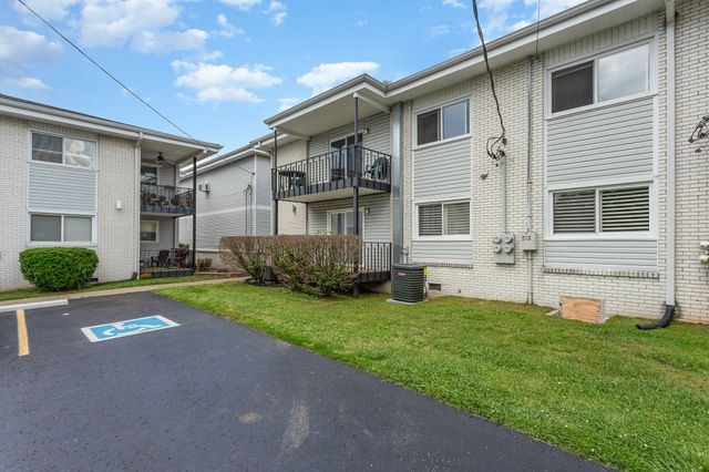 613 Hillsboro Rd Apt A18, Franklin, TN 37064
