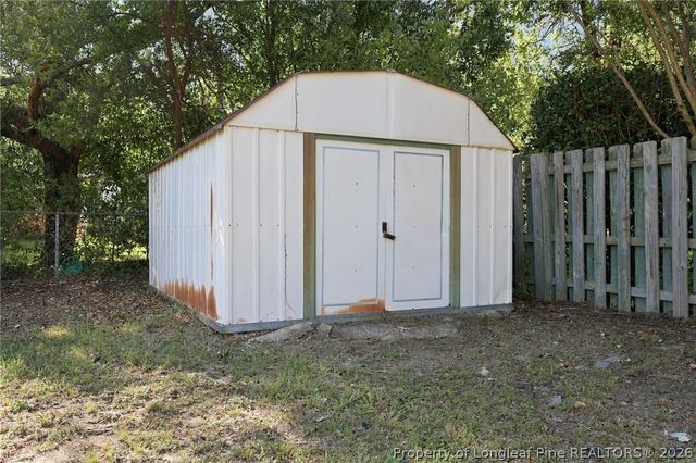 5520 Lawnwood Drive, Fayetteville, NC 28304