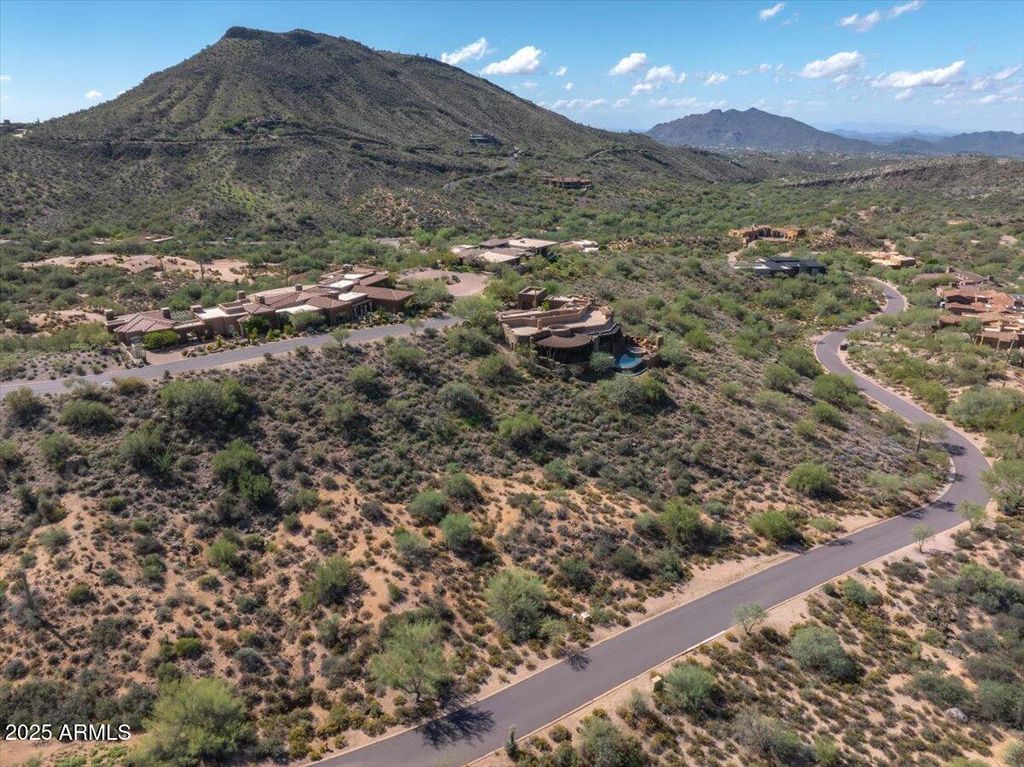 9615 E MADERA Drive, Scottsdale, AZ 85262 — photo 5