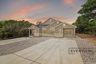 2908 PUTER CREEK RD B, Spring Branch, TX 78070