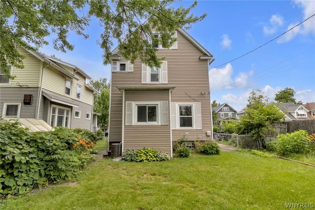 34 Knowlton Avenue, Tonawanda, NY 14217