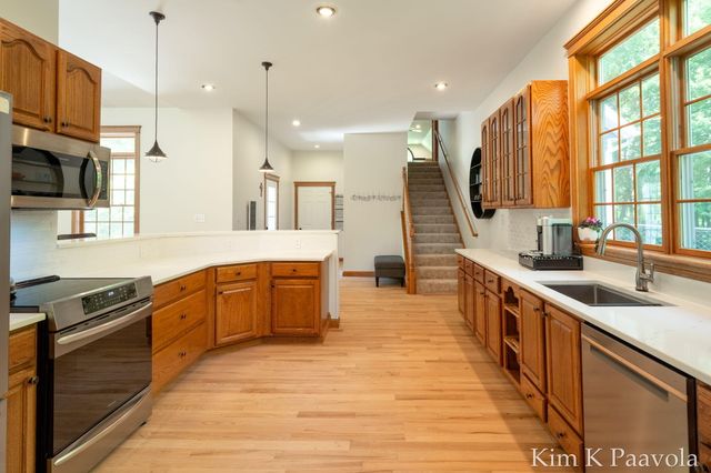12909 Victory Woods Drive Ne, Vergennes Twp, MI 49331