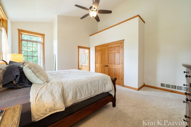 12909 Victory Woods Drive Ne, Vergennes Twp, MI 49331