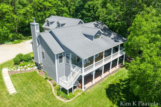 12909 Victory Woods Drive Ne, Vergennes Twp, MI 49331