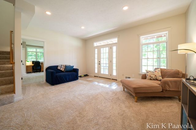 12909 Victory Woods Drive Ne, Vergennes Twp, MI 49331