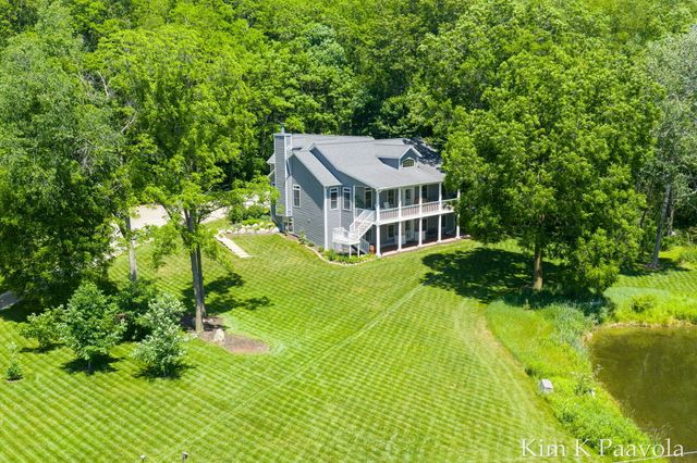12909 Victory Woods Drive Ne, Vergennes Twp, MI 49331