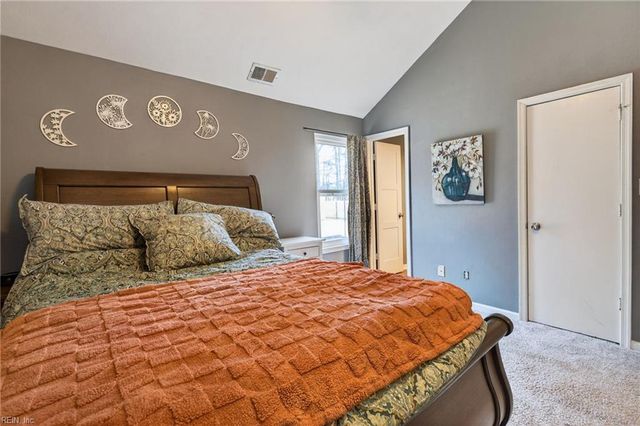 321 Belle Ridge CT, Chesapeake, VA 23322