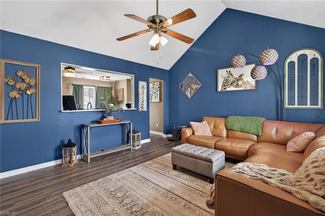 321 Belle Ridge CT, Chesapeake, VA 23322