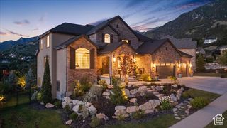 10865 S HIDDENWOOD DR, Sandy, UT 84092