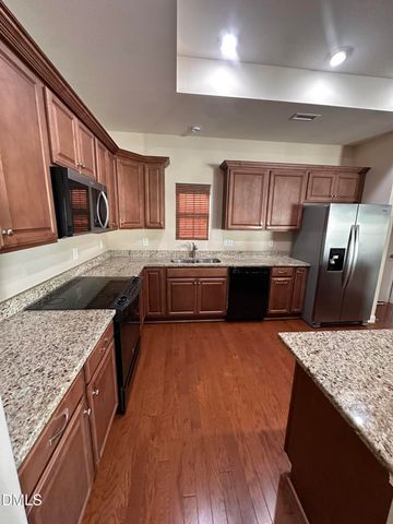801 Blue Bird Lane 33-2, Wake Forest, NC 27587