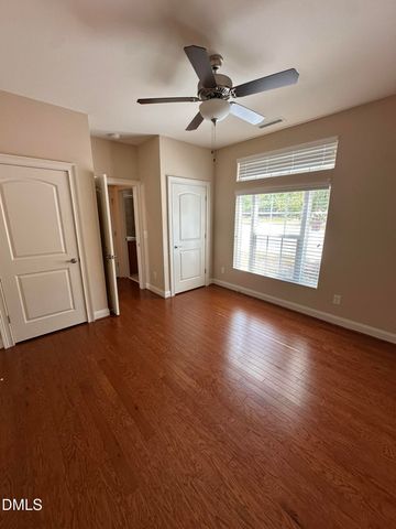 801 Blue Bird Lane 33-2, Wake Forest, NC 27587