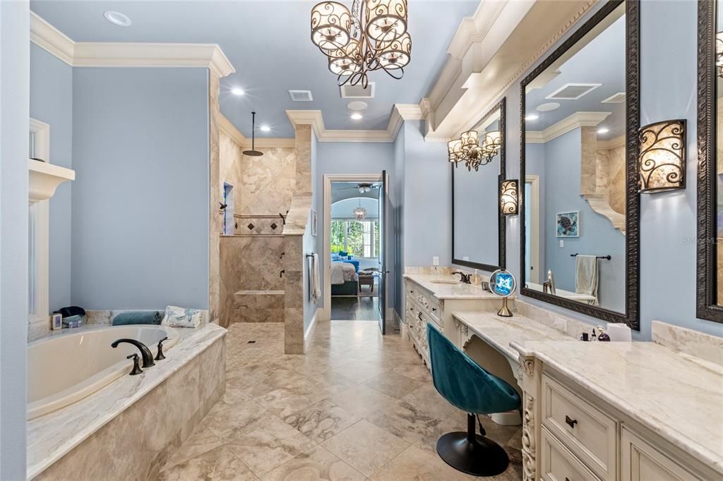 Image 35 of property listing at 10151 ENCHANTED OAK DRIVE, Golden Oak, FL 32836