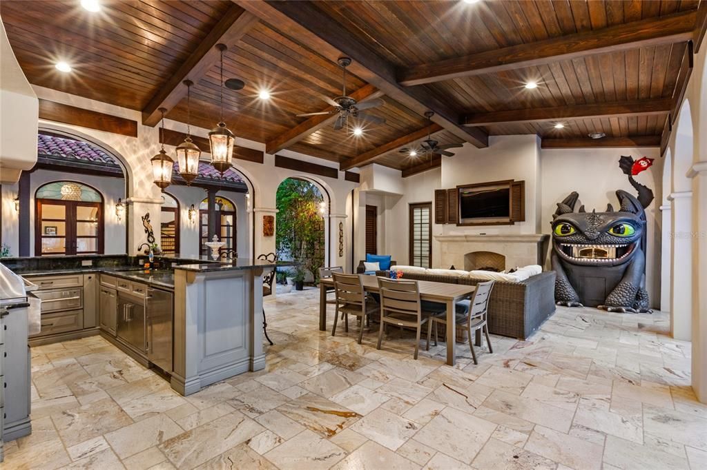 Image 7 of property listing at 10151 ENCHANTED OAK DRIVE, Golden Oak, FL 32836