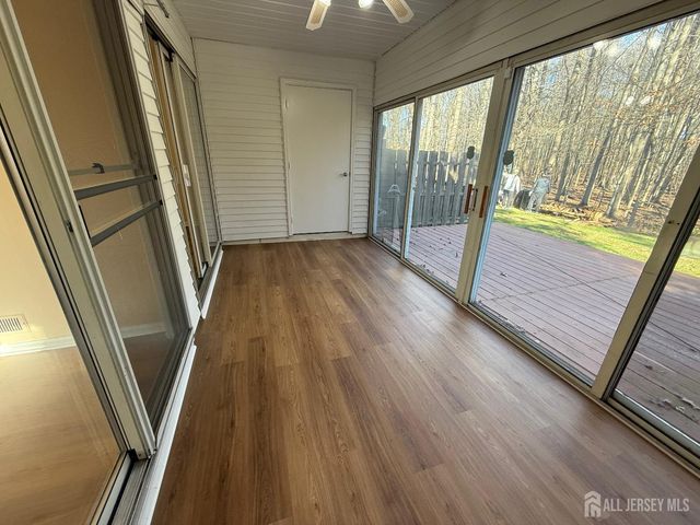 351 Constitution Circle, North Brunswick, NJ 08902