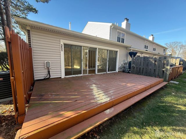 351 Constitution Circle, North Brunswick, NJ 08902