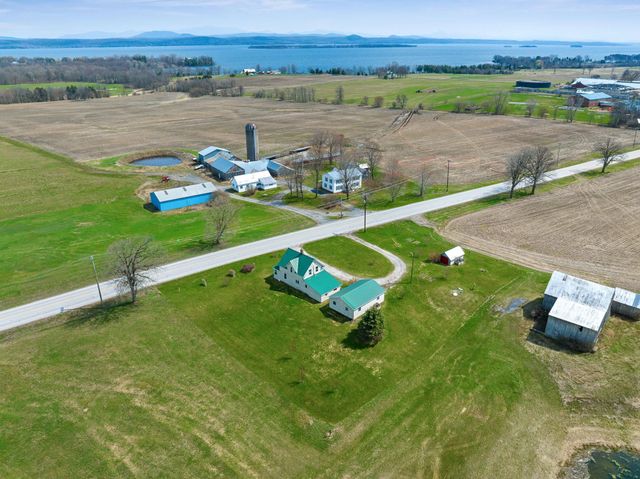 247 US Route 2, Grand Isle, VT 05458