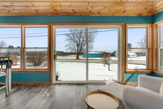 247 US Route 2, Grand Isle, VT 05458