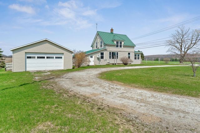 247 US Route 2, Grand Isle, VT 05458