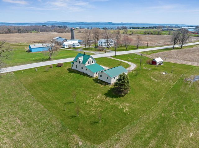 247 US Route 2, Grand Isle, VT 05458