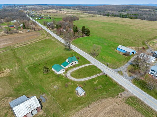 247 US Route 2, Grand Isle, VT 05458