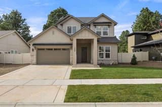 611 N Hiltonhead Way, Eagle, ID 83616