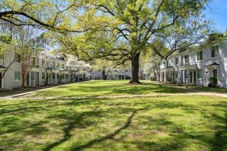 585 E PARKWAY PKY S # 27, Memphis, TN 38104